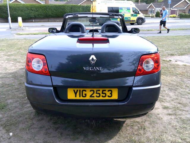 2009 Renault Megane 1.6 VVT Dynamique S 2dr