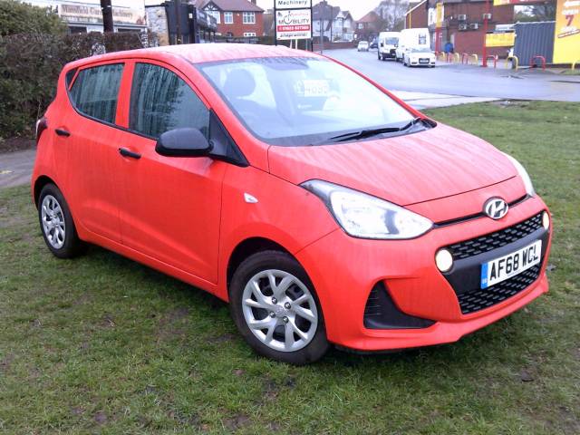 Hyundai i10 1.0 S 5dr Hatchback Petrol Red