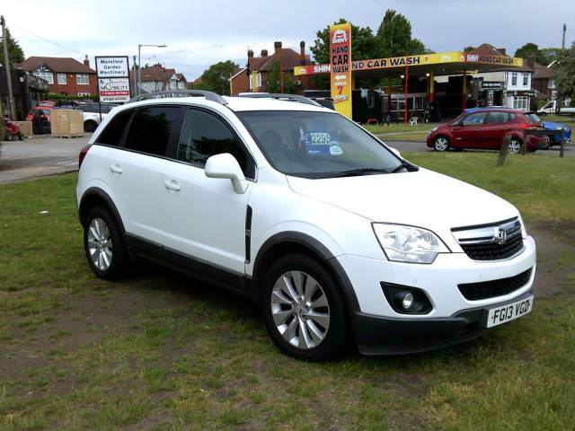Vauxhall Antara 2.2 CDTi Diamond 5dr [Start Stop] Hatchback Diesel White