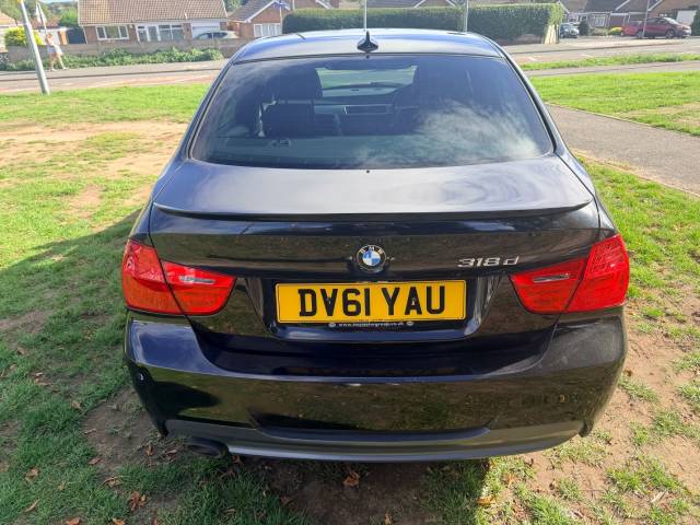 2011 BMW 3 Series 2.0 318d Sport Plus Edition 4dr