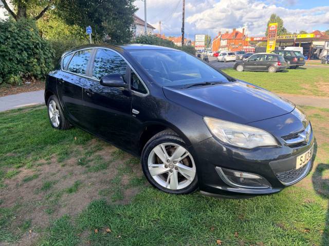 Vauxhall Astra 1.4i 16V SRi 5dr Hatchback Petrol Black
